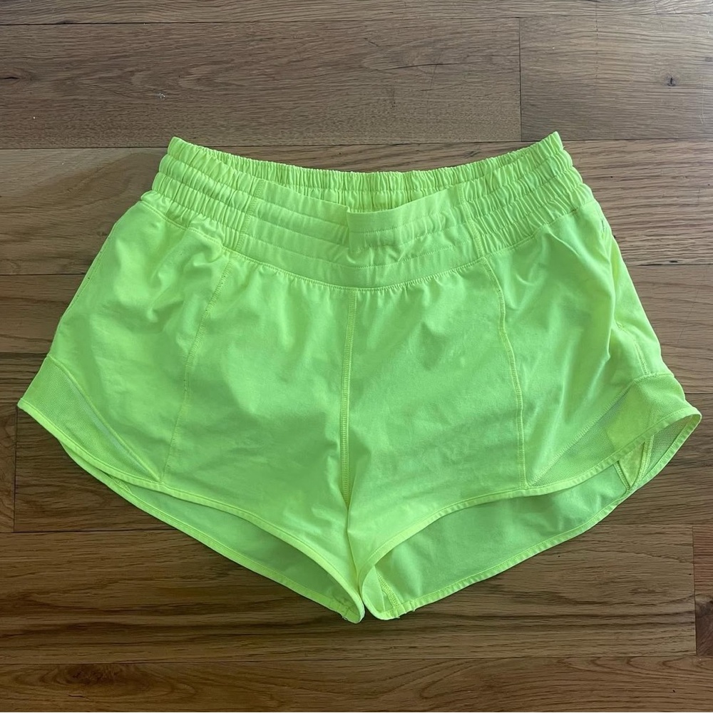 Lululemon Hotty Hot Hugh-Rise Shorts